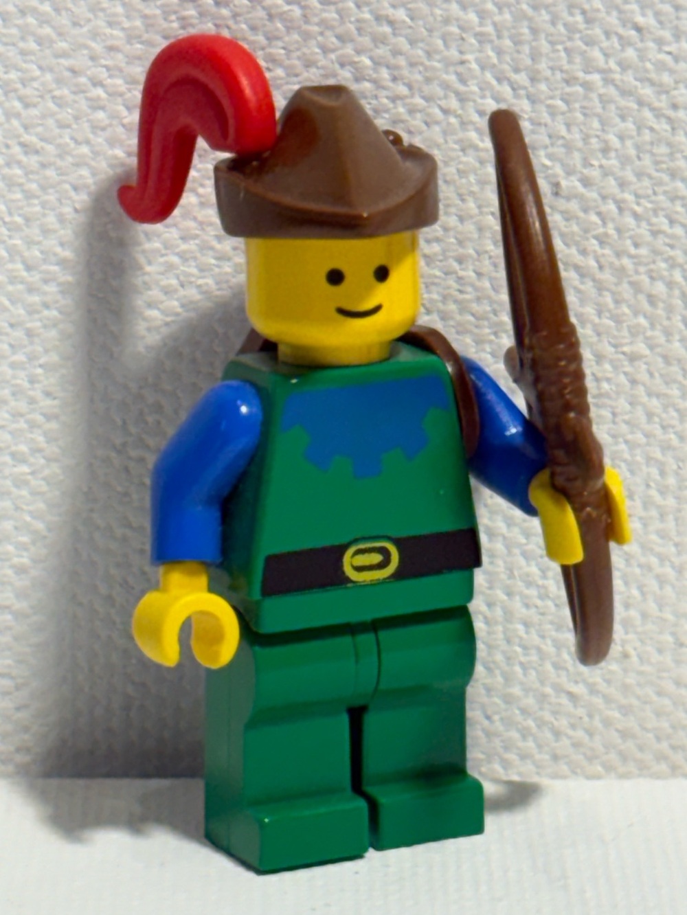 LEGO Castle Vintage Forestmen Forestman - Blue, Brown Hat, Quiver Bow Minifigure